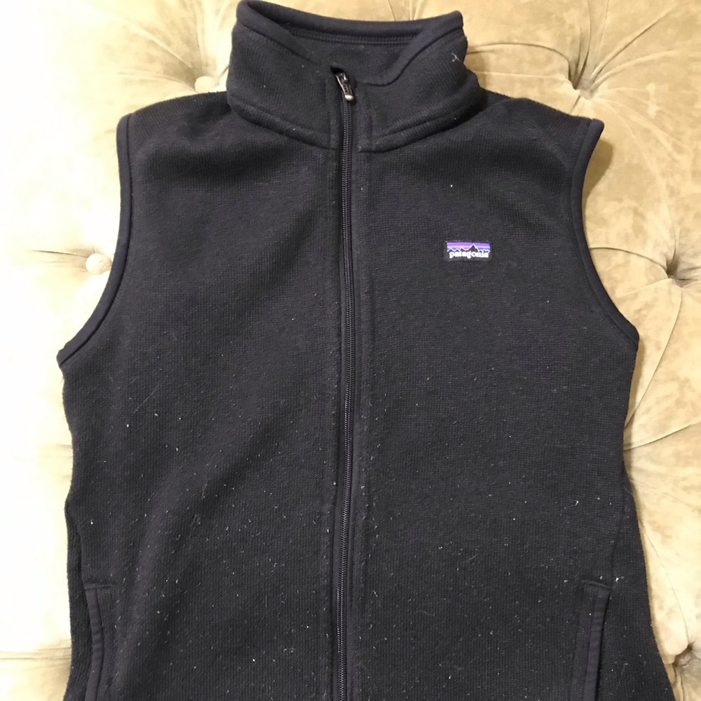 Women’s Black Patagonia Vest!!
